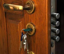 East Meadow Locksmith Service East Meadow, NY 516-962-5698 - 10a-Lock-Change